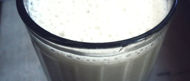 Банановый смузи с кефиром