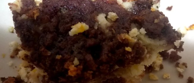 Творожный пирог с лимоном и какао