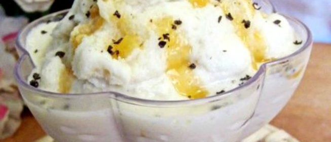 Мороженое из зеленого чая с мятой и корицей