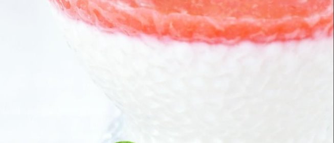 Кефирное желе с клубничным кули