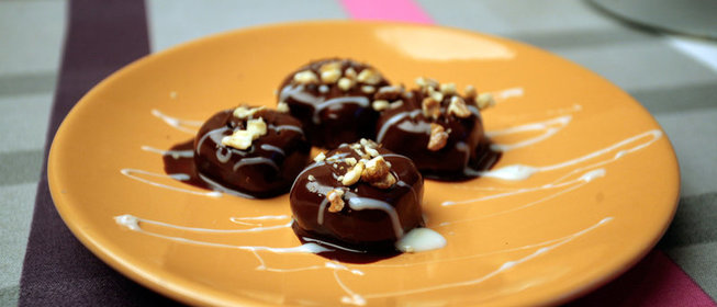 Салат с курицей и кедровыми орешками