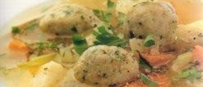Куриный суп с кнедликами