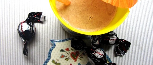 Густое какао с корицей