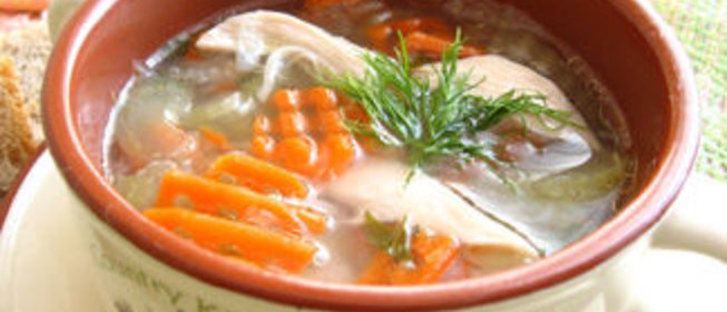 Куриный суп с сельдерем и морковью