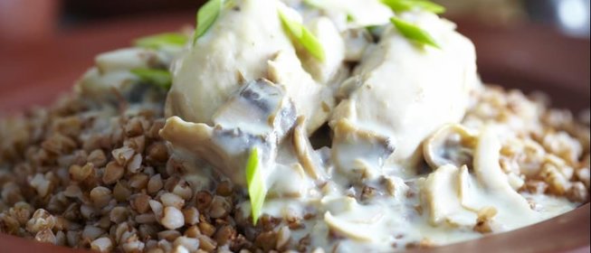 Гречка с курицей и грибами