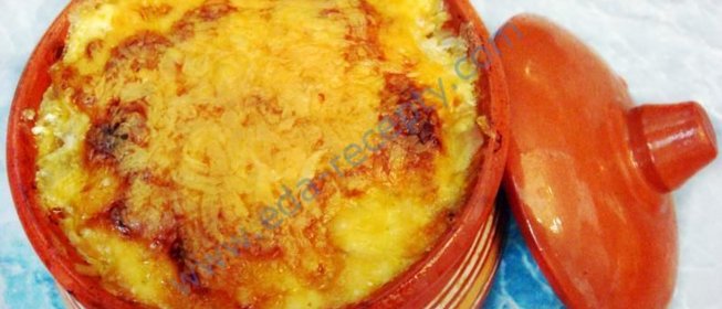 Пельмени с сыром в горшочке в духовке