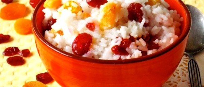 Рисовая каша с сухофруктами