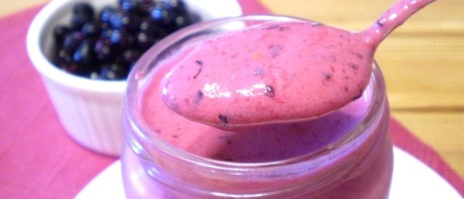 Смузи из замороженных ягод