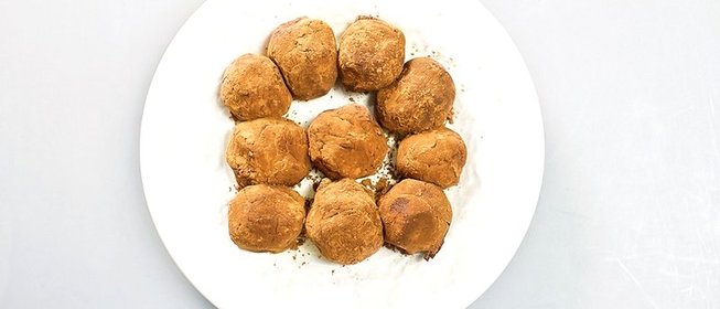 Шоколадные трюфели в какао