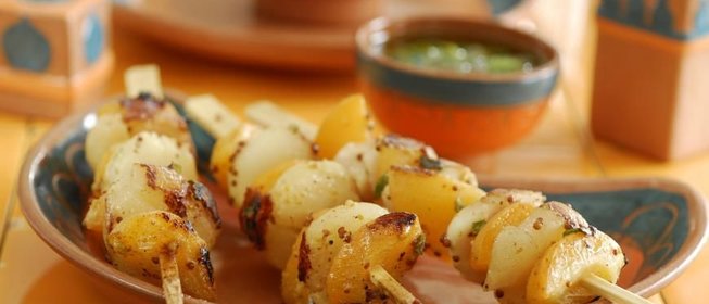 Шашлычки из морских гребешков с абрикосами