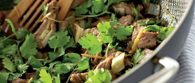 Говядина с имбирем и кунжутным маслом