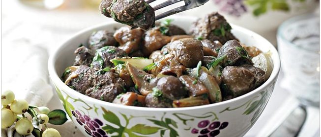 Почки и зобная железа теленка с белыми грибами