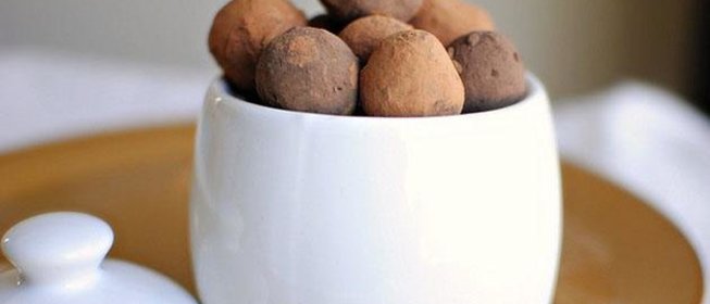 Шоколадные трюфели с корицей и кофе