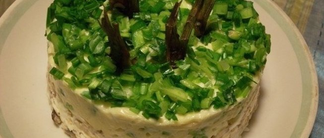 Салат со шпротами и сыром