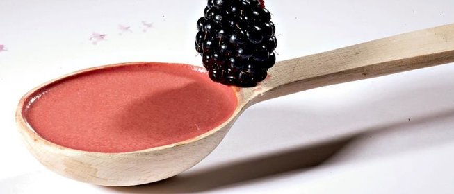 Белый русский соус-капучино с ежевикой