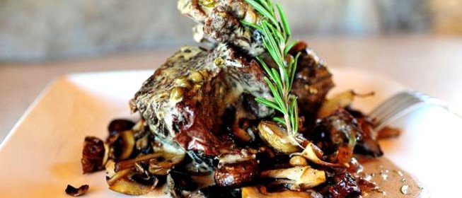 Ребрышки с вином и сливками