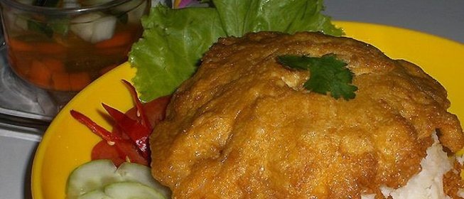 Омлет по-тайски