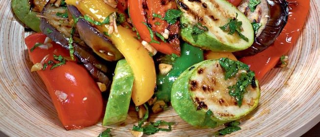 Салат из запеченных овощей