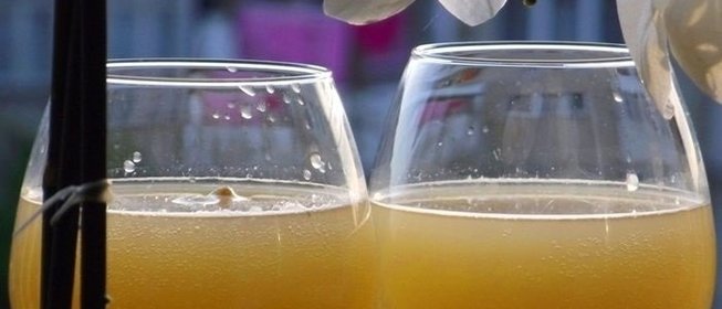 Квас из дрожжей и сахара