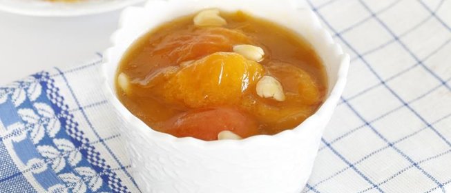 Варенье из абрикосов с ядрышками