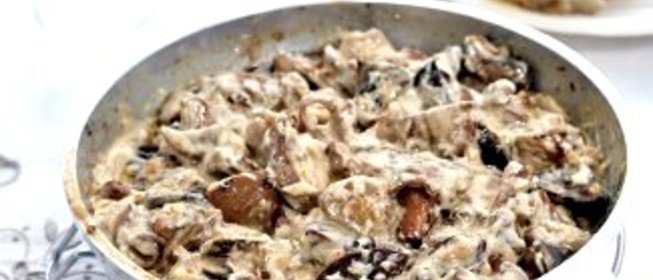 Опята со сметаной