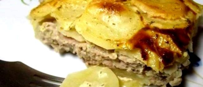 Фарш с картошкой в духовке