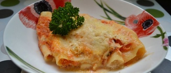 Трубочки с сыром и зеленью