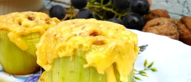 Кабачки, фаршированные фаршем и запеченные в духовке