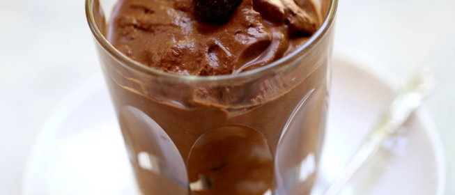 Крем-какао с печеньем и орехами по-португальски