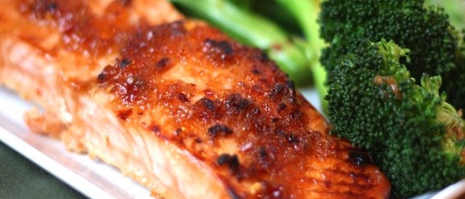 Семга запеченная с брокколи