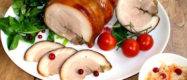 Рулька запеченная как пастрома