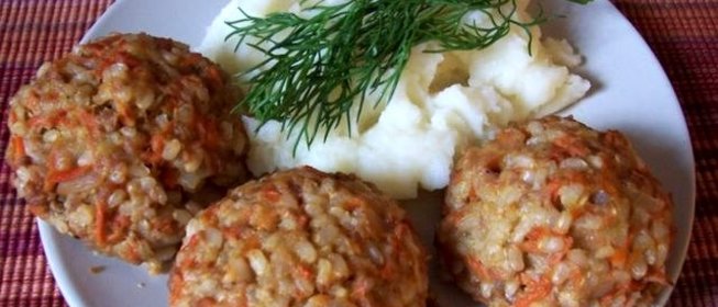 Фарш в сметанном соусе