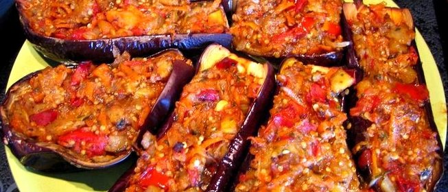 Лодочки из баклажанов в духовке