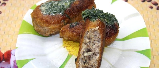 Мясные зразы с начинкой