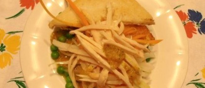 Жюльен из курицы с соусом из куркумы