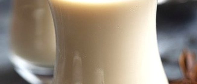 Пряный чай с молоком