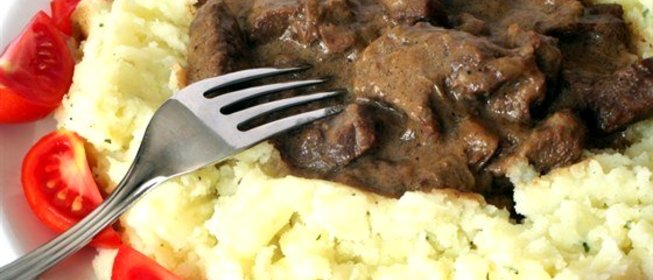 Говядина тушенная по‑деревенски