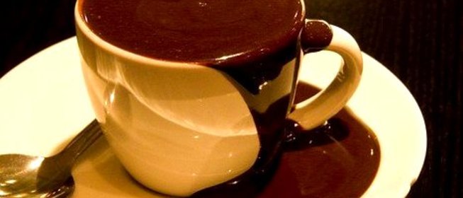 Горячий шоколад со сливками