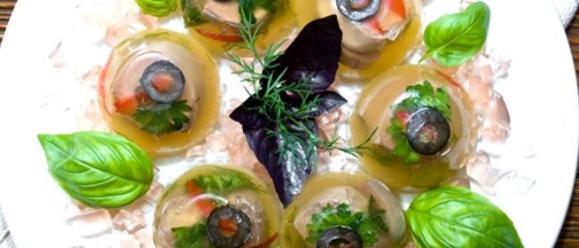 Свиные отбивные во фруктовом желе