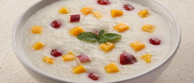 Рисовая каша с фруктами