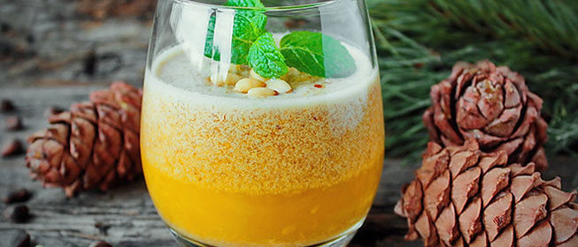 Облепиховый смузи с кедровыми орешками