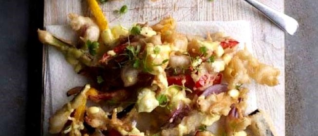 Темпура из летних овощей с соусом айоли