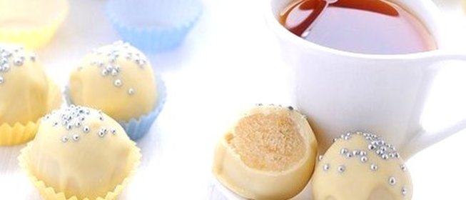 Миндальные конфеты в белом шоколаде