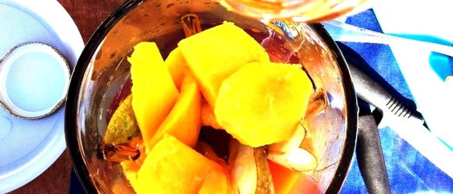 Солнечный смузи с медом