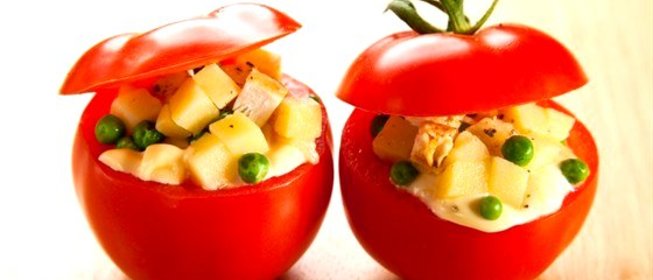 Помидоры с русским салатом