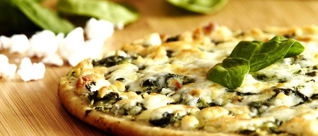 Пицца с адыгейским сыром