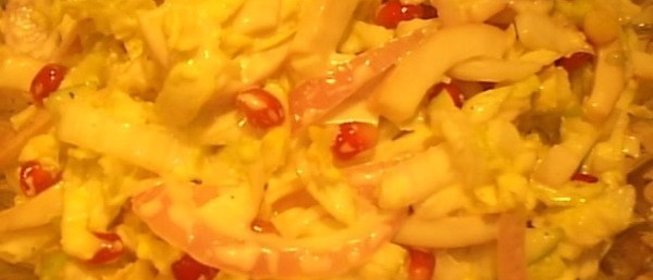 Салат с кальмарами и яблоком