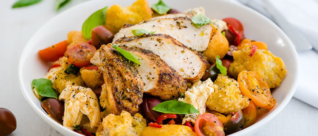 Летний салат с курицей