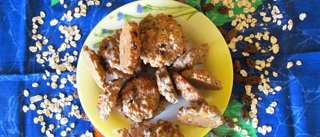 Овсянно-банановое печенье с изюмом без сахара