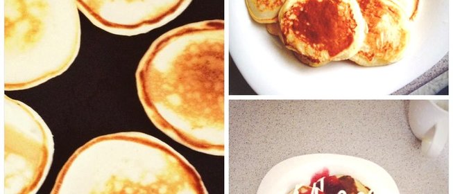 Оладьи с ягодным соусом